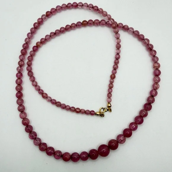 ~25" Graduated PINK TOURMALINE beaded necklace w/ 14kt yellow gold C-clasp! - Picture 3 of 16